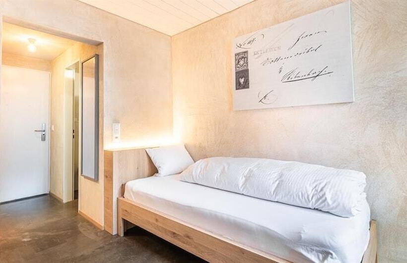 غرفة قياسية فردية, Drei Konige