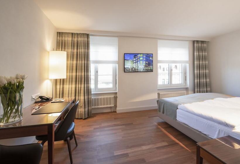 Номер Комфорт, Einstein St. Gallen