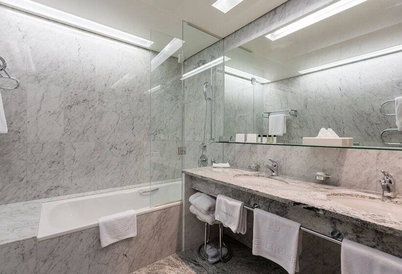 Номер Superior, Einstein St. Gallen