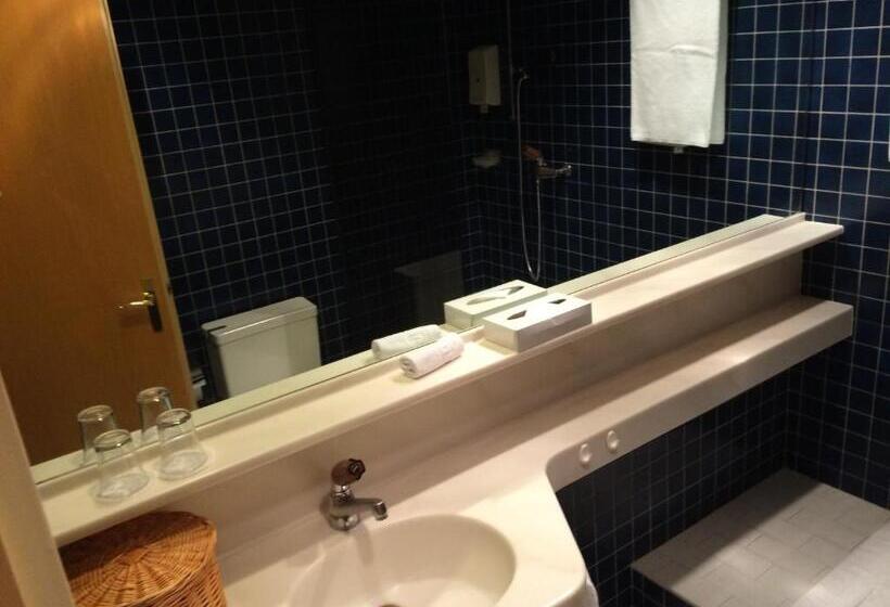 חדר סטנדרט, Fleur De Lys