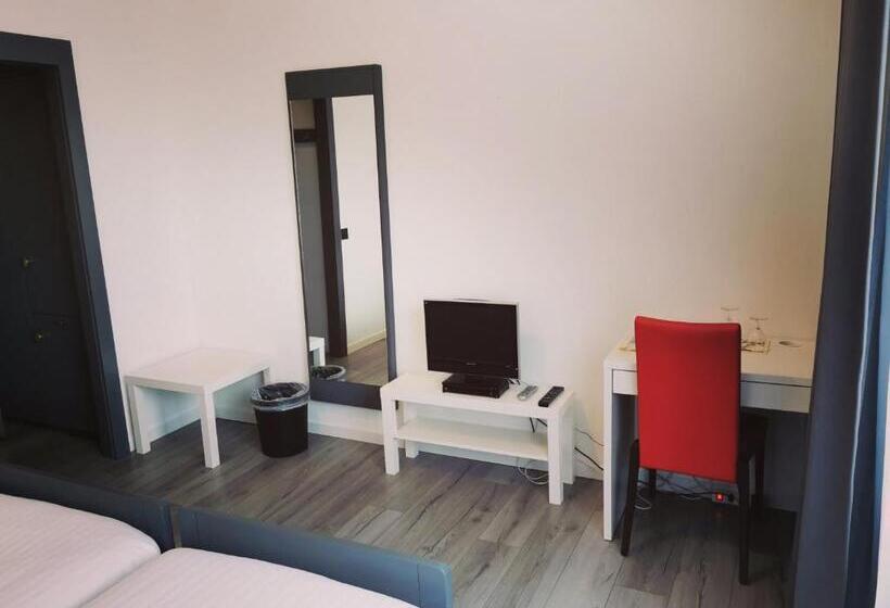 חדר סטנדרט, Fleur De Lys