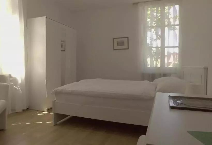 Standard-huone Järvinäkymä, Fonte Dei Fiori