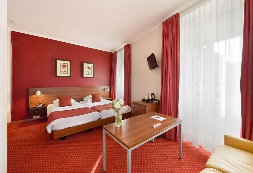 اتاق استاندارد سه نفره, International & Terminus