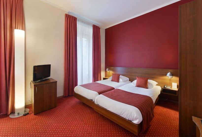 اتاق سوپریور, International & Terminus