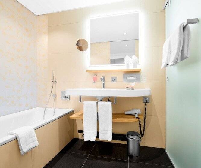 주니어 스위트, Krone Sarnen