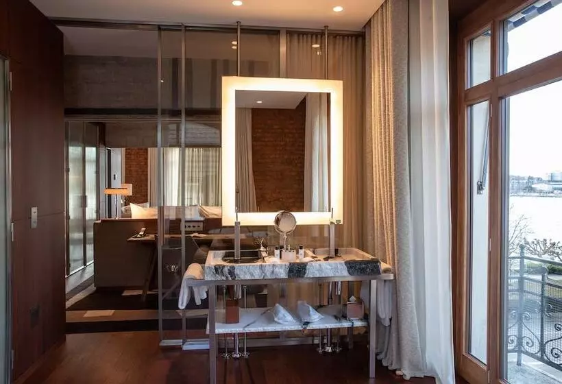Sviitti, La Reserve Eden Au Lac Zurich
