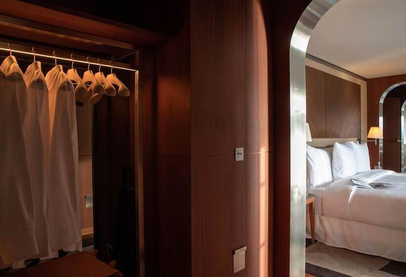 Suite with lake view, La Reserve Eden Au Lac Zurich