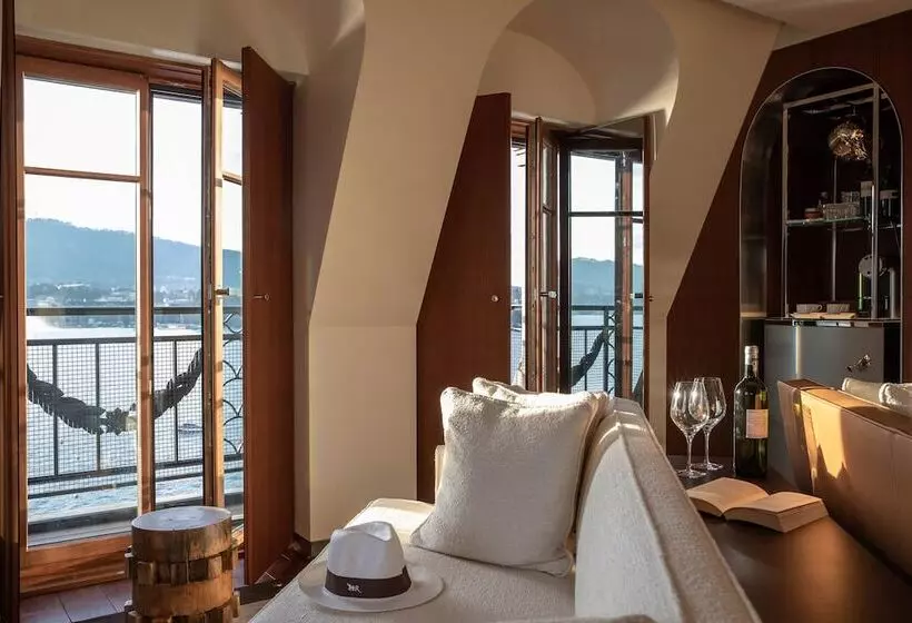 Suite with lake view, La Reserve Eden Au Lac Zurich