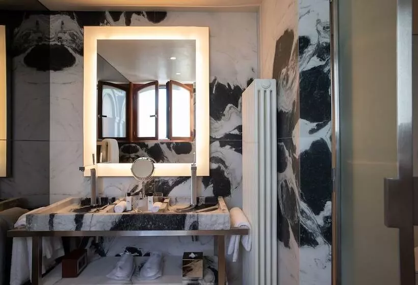 Standard-huone Järvinäkymä, La Reserve Eden Au Lac Zurich