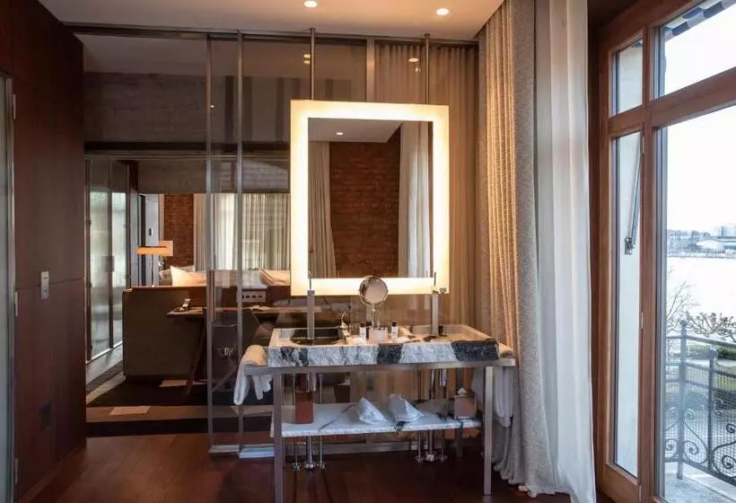 Sviitti, La Reserve Eden Au Lac Zurich