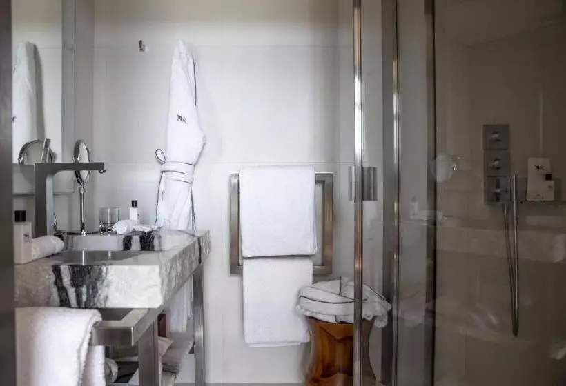 Standard-huone Järvinäkymä, La Reserve Eden Au Lac Zurich
