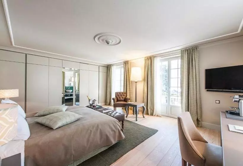 اتاق استاندارد با چشمانداز کوهستان, Le Grand Bellevue