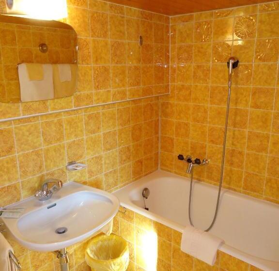 سوییت دوبلکس, Mirabeau