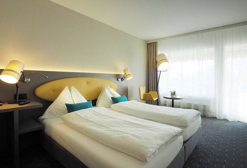 标准间, Holiday Thun