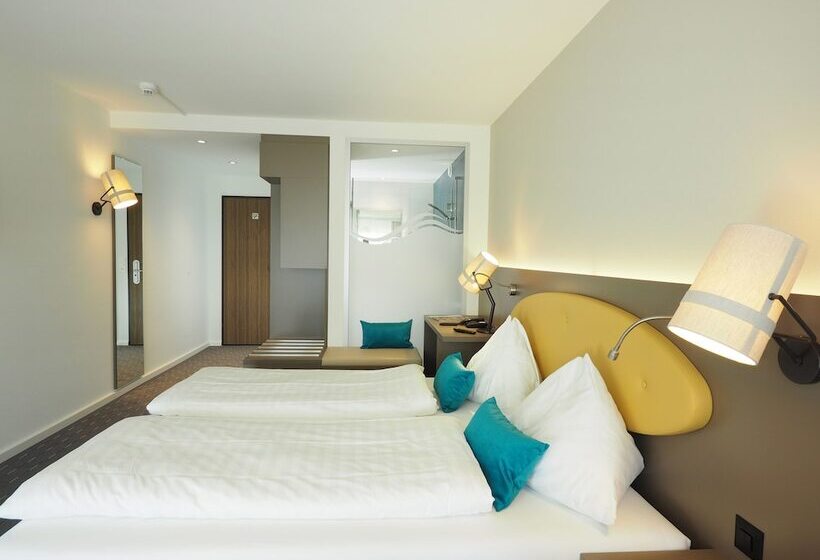 Номер Стандарт, Holiday Thun