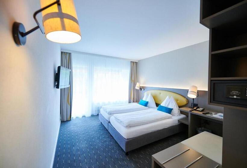 标准间, Holiday Thun