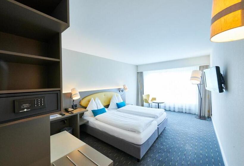 标准间, Holiday Thun