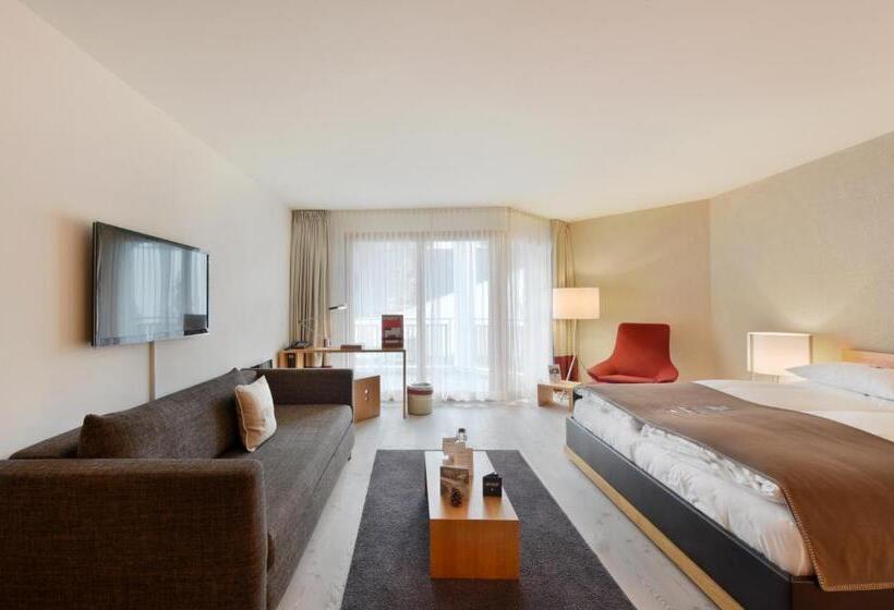 带阳台的高级房间, Schweizerhof Lenzerheide