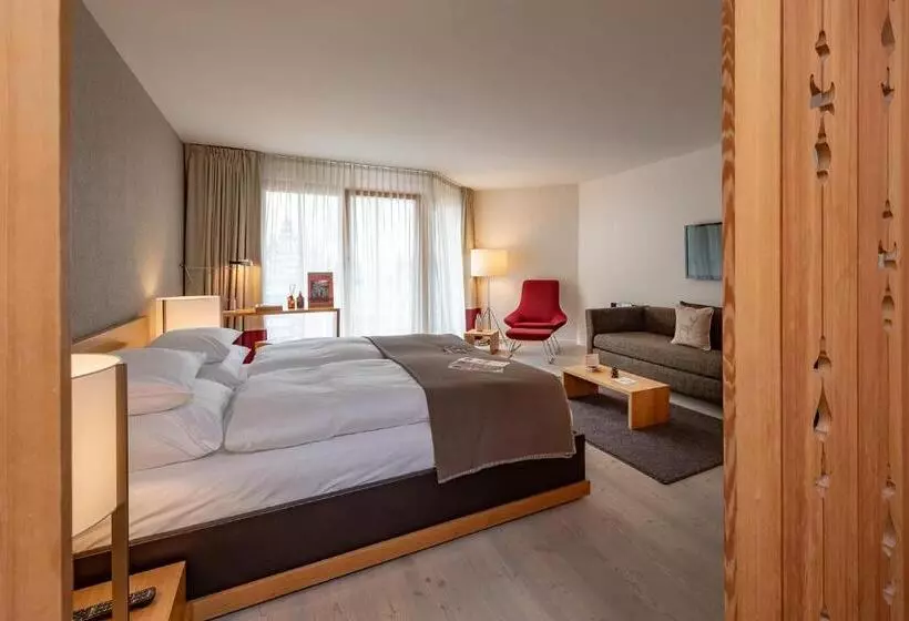 Quarto Superior com Sacada, Schweizerhof Lenzerheide