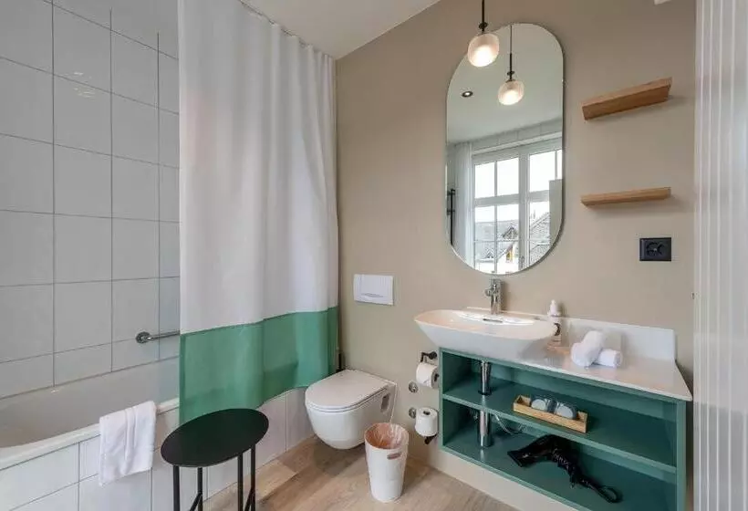 Quarto Estandar Individual, Schweizerhof Lenzerheide