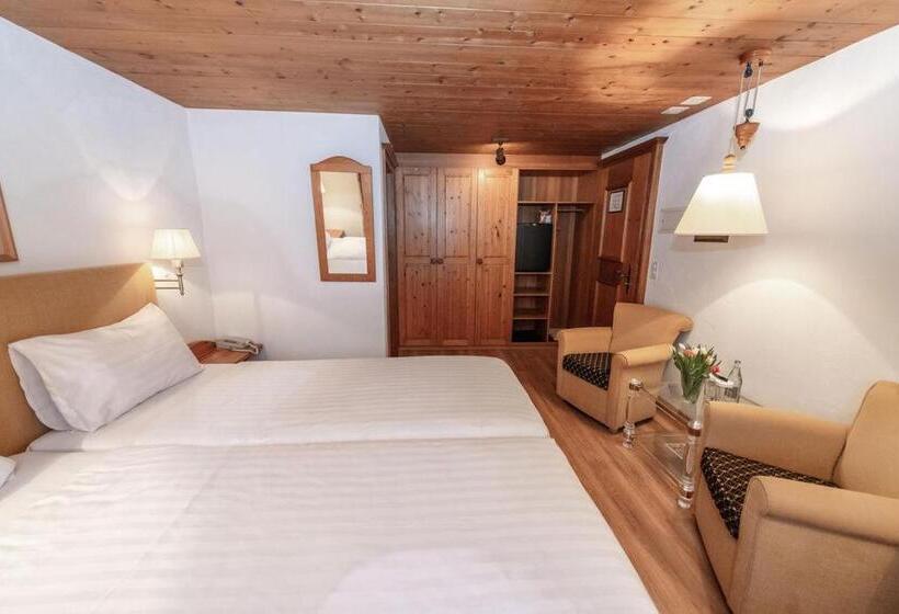 Номер Стандарт, Steinbock