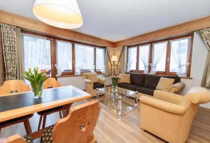 Junior Suite, Steinbock