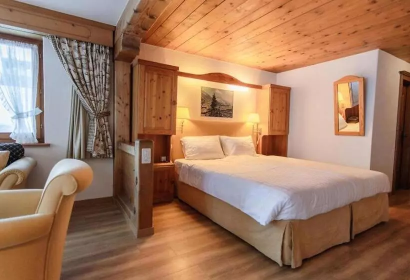 Junior Suite, Steinbock