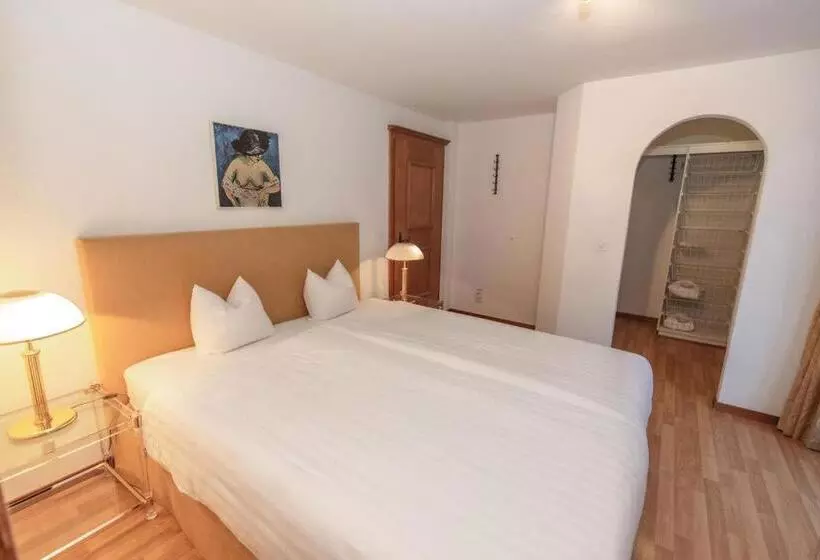 Apartamento 3 Dormitorios, Steinbock