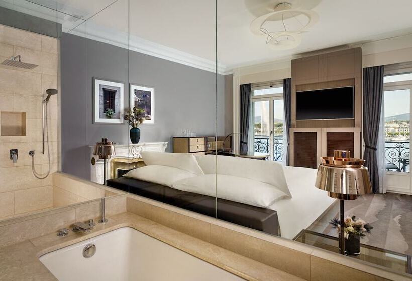 اتاق پرمیوم, The Ritz Carlton Hotel De La Paix, Geneva