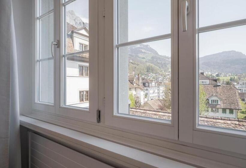 غرفة أساسية, Wysses Rössli Swiss Quality