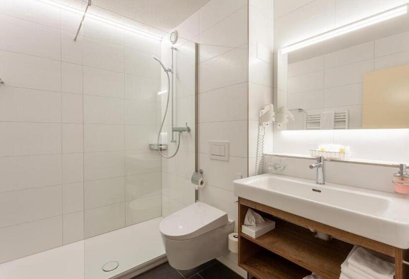 غرفة أساسية, Wysses Rössli Swiss Quality