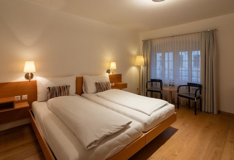 غرفة قياسية, Wysses Rössli Swiss Quality