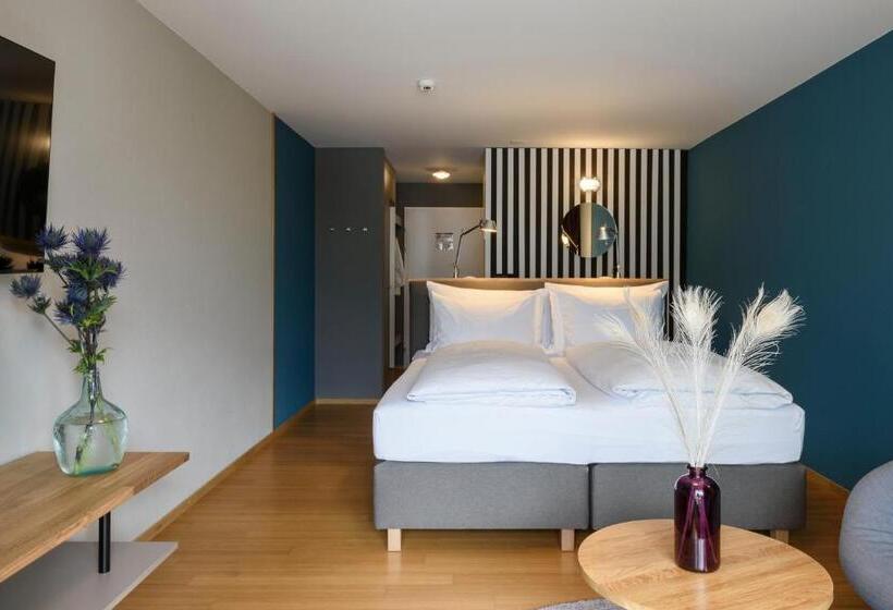 Comfort room with lake view, Seehotel Wilerbad Spa & Seminar