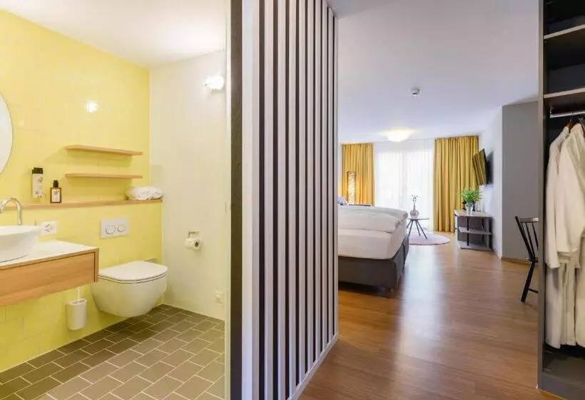 コンフォートトリプルルーム, Seehotel Wilerbad Spa & Seminar