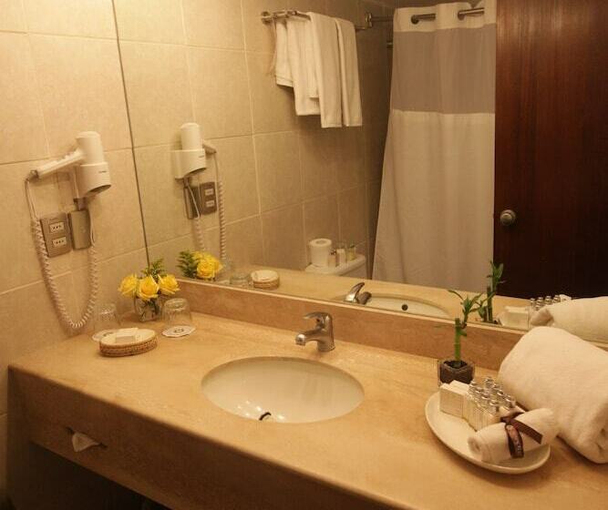 标准三人间, Almacruz Hotel Y Centro De Convenciones