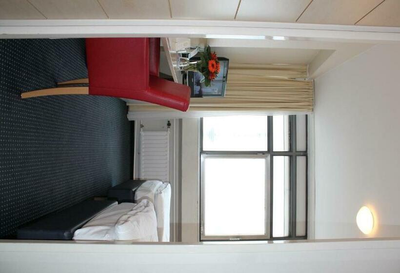 اتاق استاندارد یک نفره, Enjoy Hotel Am Studio