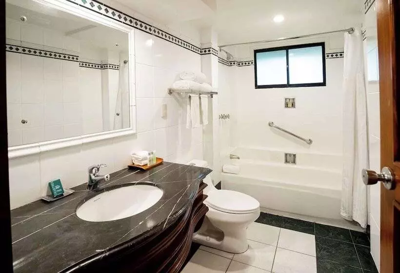 ２ダブルベッドのスタンダードルーム, DoubleTree by Hilton Hotel Cariari San Jose - Costa Rica