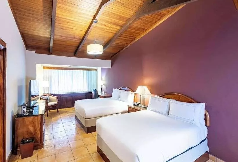 ２ダブルベッドのスタンダードルーム, DoubleTree by Hilton Hotel Cariari San Jose - Costa Rica