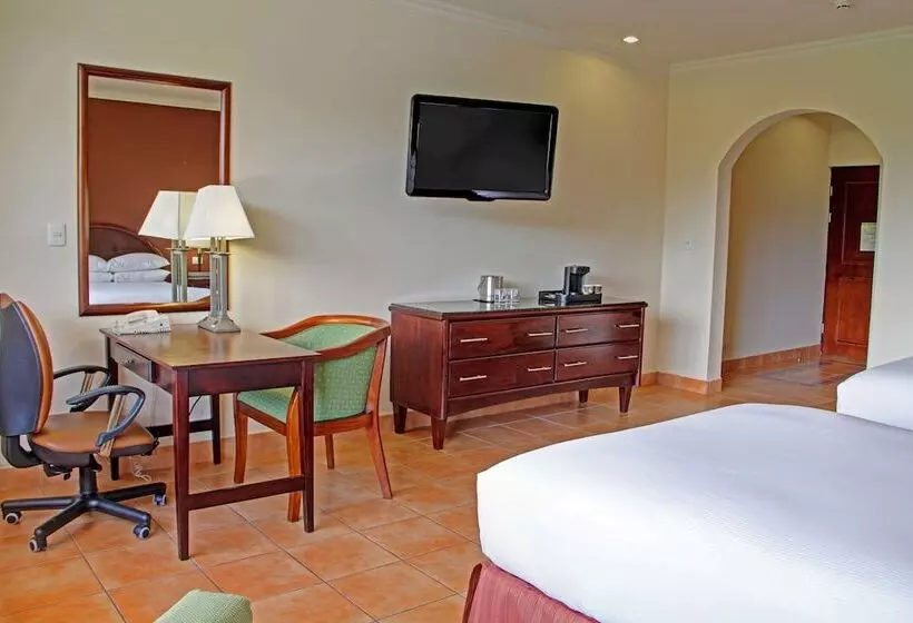 ２ダブルベッドのスタンダードルーム, DoubleTree by Hilton Hotel Cariari San Jose - Costa Rica