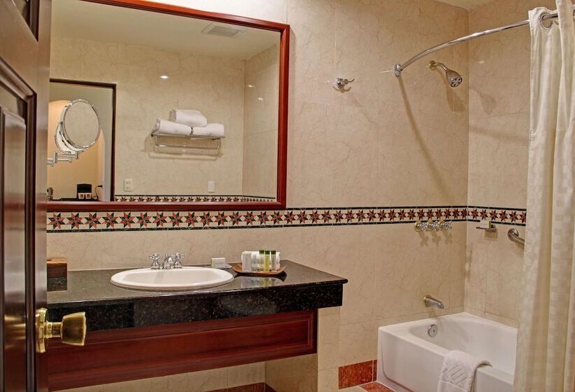 行政房间, DoubleTree by Hilton Hotel Cariari San Jose - Costa Rica