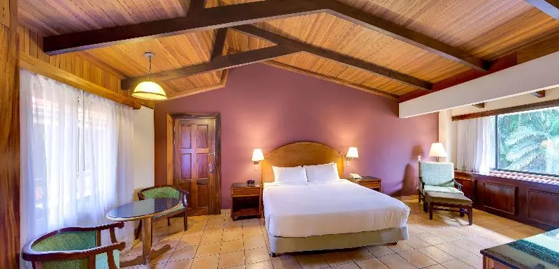 キングサイズベッドのスタンダードルーム, DoubleTree by Hilton Hotel Cariari San Jose - Costa Rica