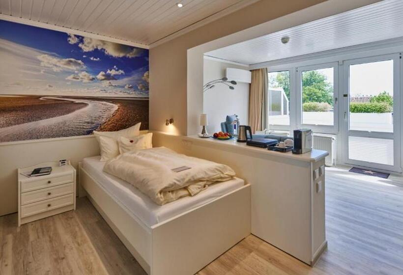 اتاق استاندارد یک نفره, Badhotel Sternhagen