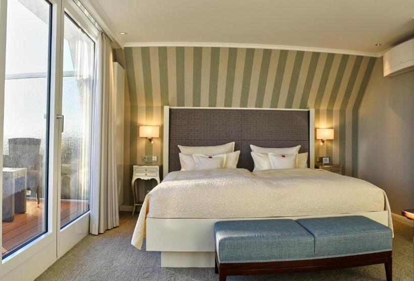 سوییت خانوادگی, Badhotel Sternhagen