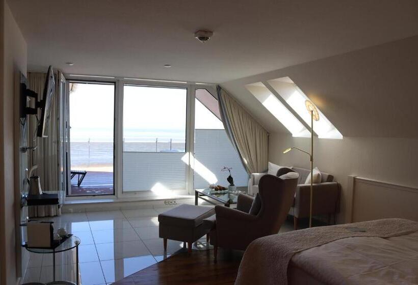 سوییت جونیور با چشم‌انداز دریا, Badhotel Sternhagen