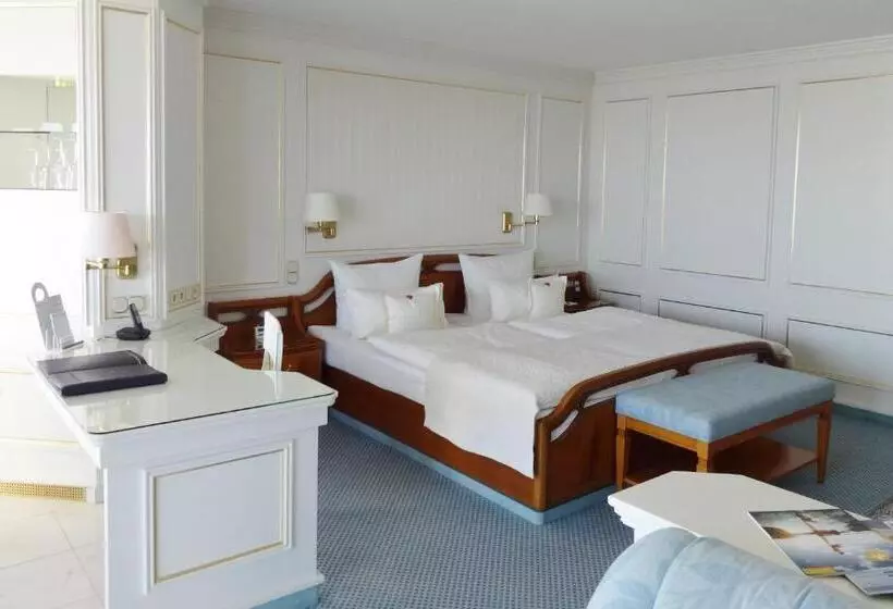 سوییت با چشمانداز دریا, Badhotel Sternhagen