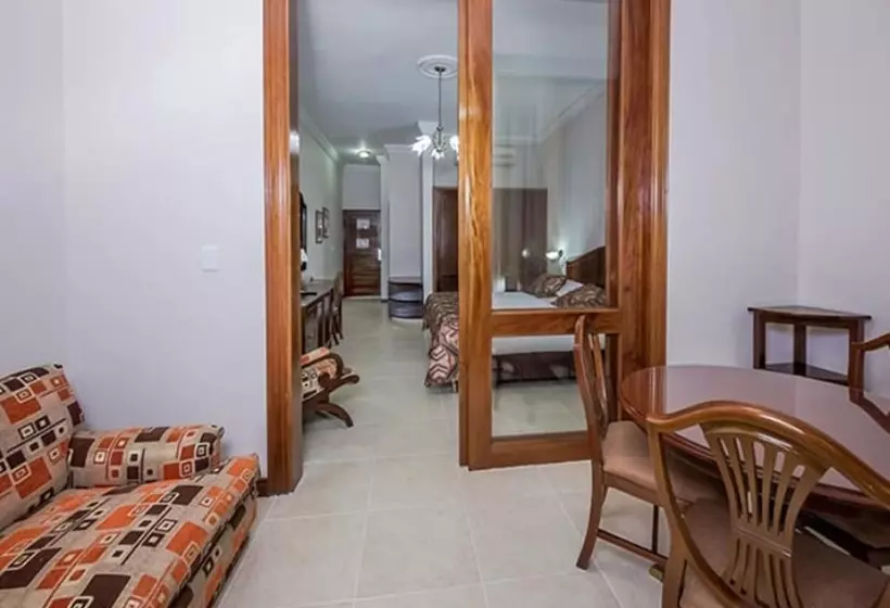 ジュニアスイート, Guadalajara