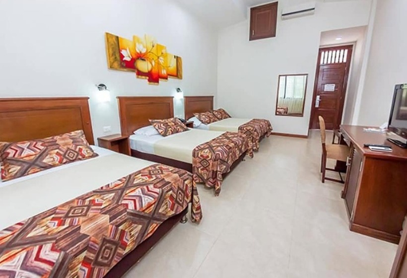 חדר סטנדרט לשלושה, Guadalajara