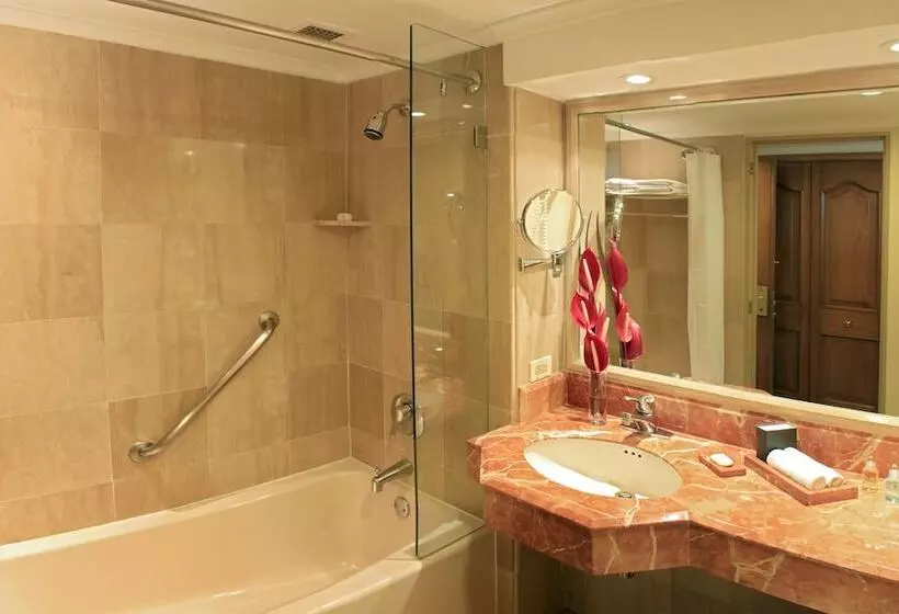 سوییت جونیور, Intercontinental Cali, An Ihg