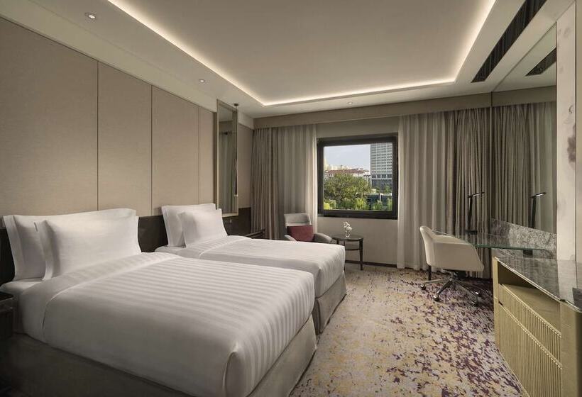 Executive Szoba, Kempinski Hotel Beijing Yansha Center