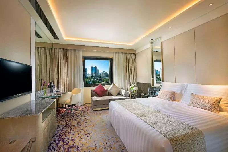 Deluxe room with river view, Kempinski Hotel Beijing Yansha Center